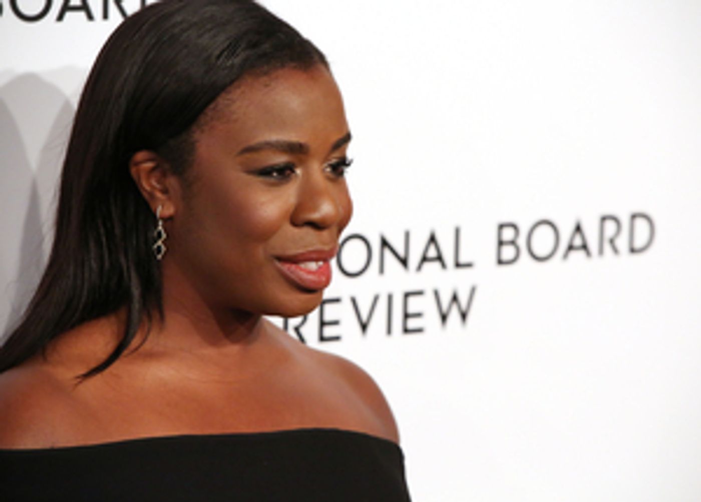 Uzo Aduba, Eva Longoria & More Join EMILY'S LIST Pre-Oscars Event Uzo Aduba, Eva Longoria & More Join EMILY'S LIST Pre-Oscars Event Image