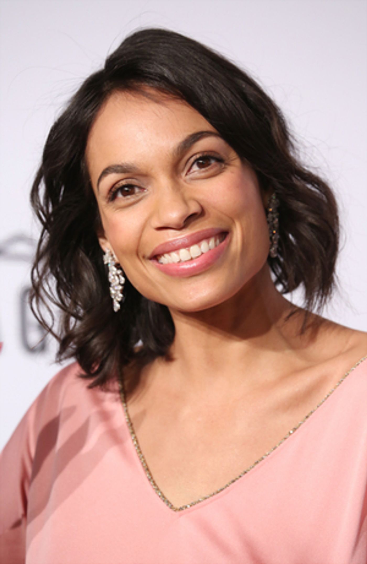 Rosario Dawson to Play Ahsoka Tano in Season Two of THE MANDALORIAN Rosario Dawson to Play Ahsoka Tano in Season Two of THE MANDALORIAN Image