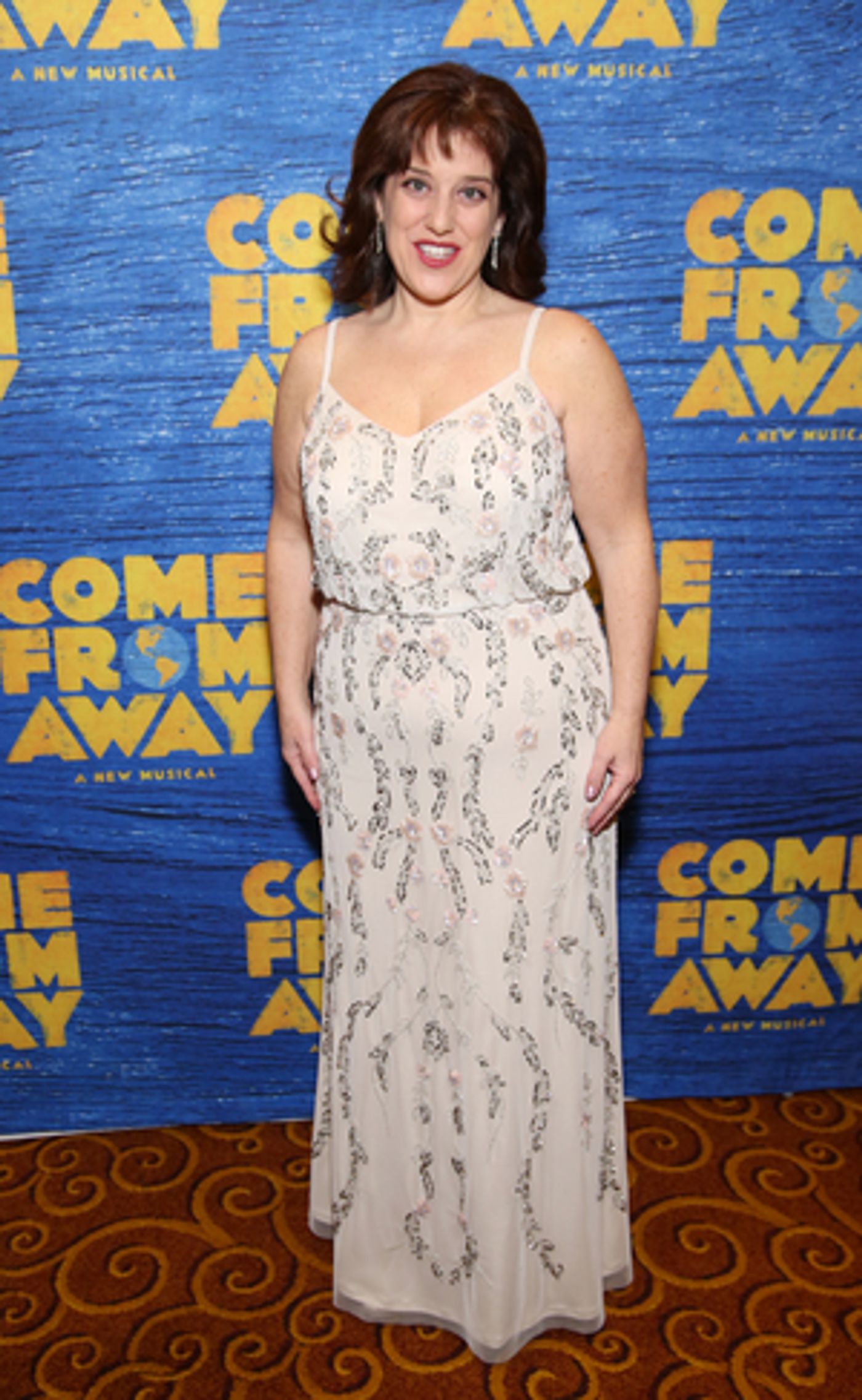 -20010101 COME FROM AWAY Star Sharon Wheatley Starts Blog Series Image
