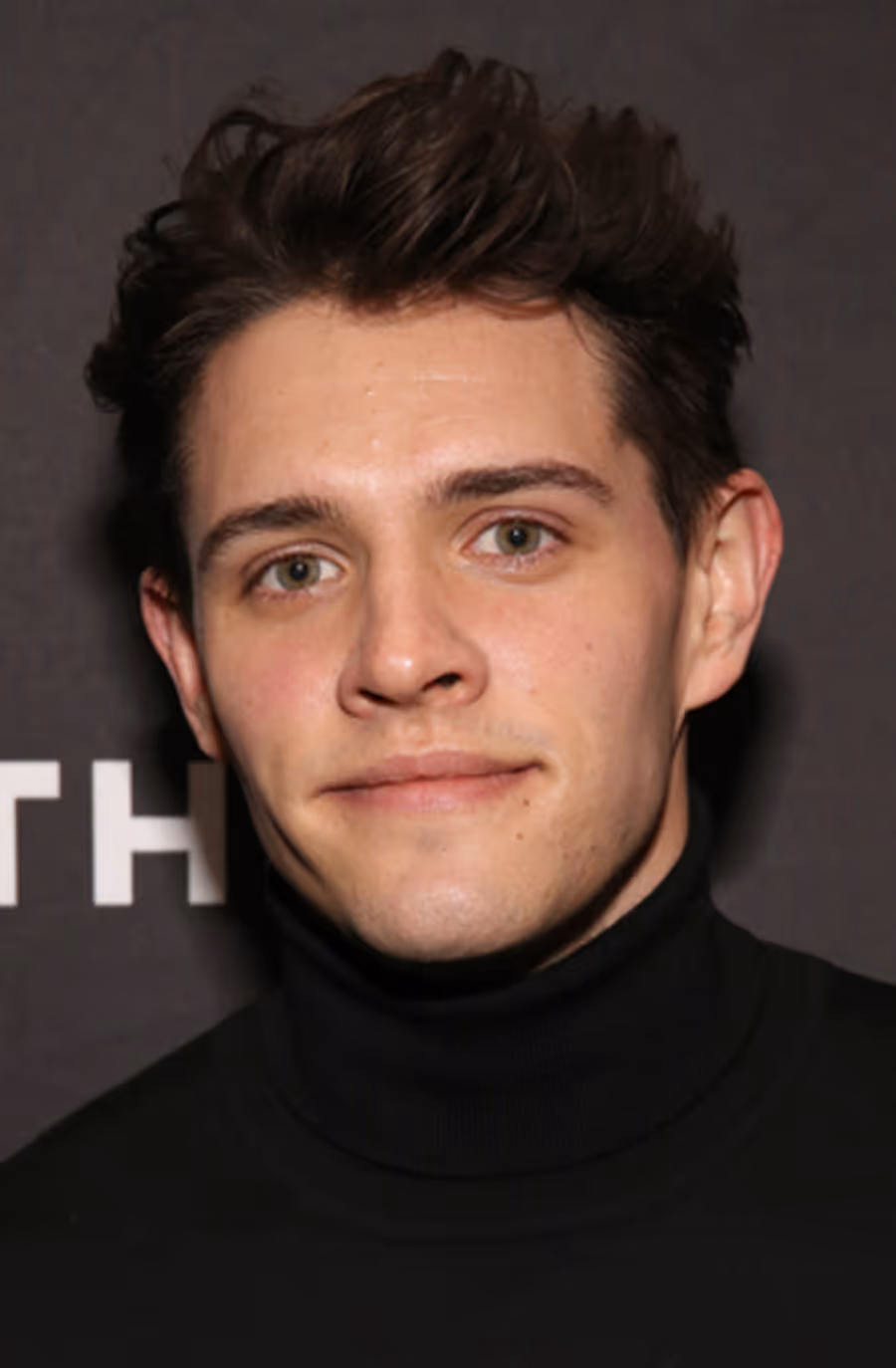 Casey Cott Talks Transforming Into Hedwig for Musical Episode of RIVERDALE Image