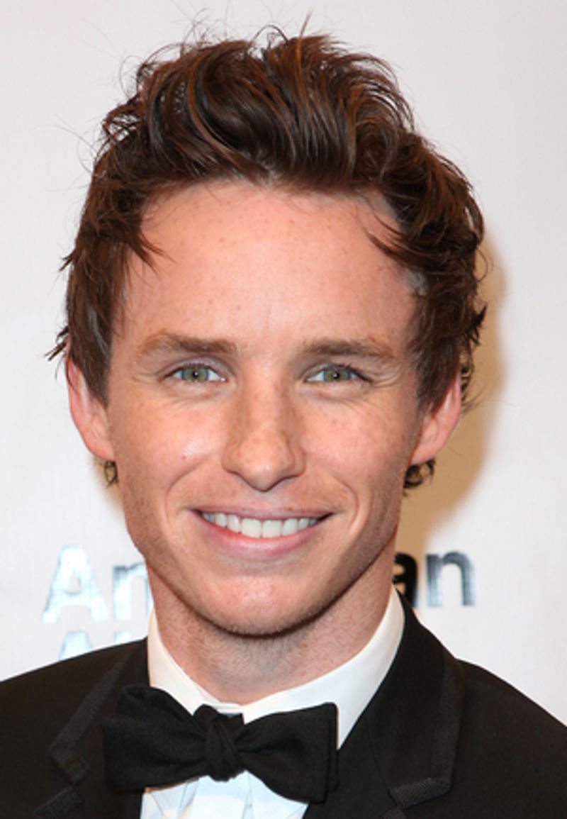 Eddie Redmayne Speaks Out Against J.K. Rowling's Anti-Trans Tweets Image
