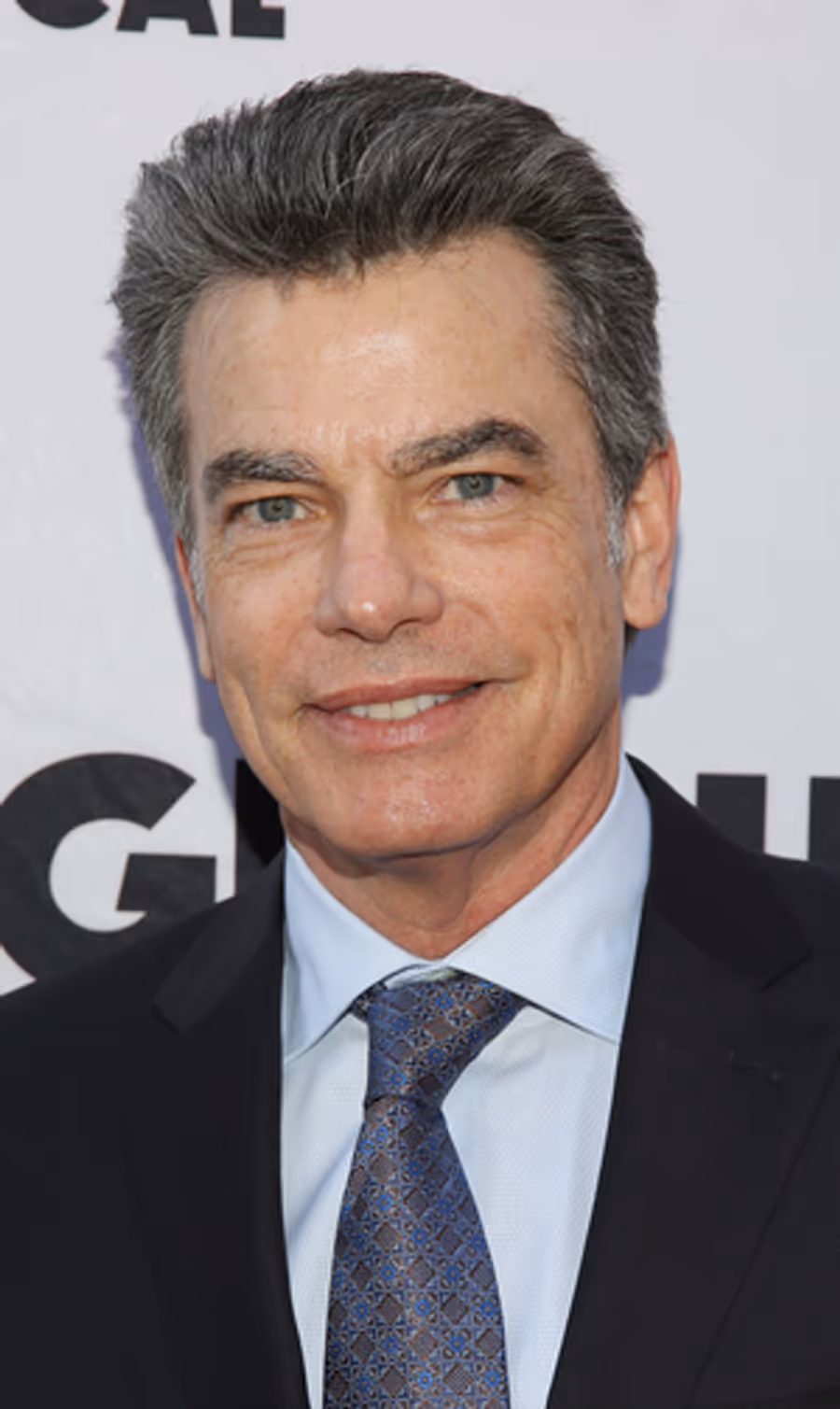 Interview: Peter Gallagher Talks Starring in PALM SPRINGS on Hulu Image