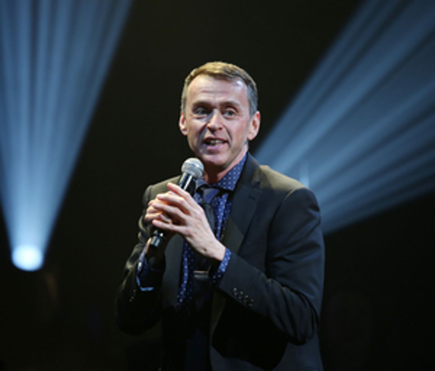 Andrew Lippa, Tom Kitt and More Join Judge's Panel of Taylor Louderman's Write out Loud Contest  Image