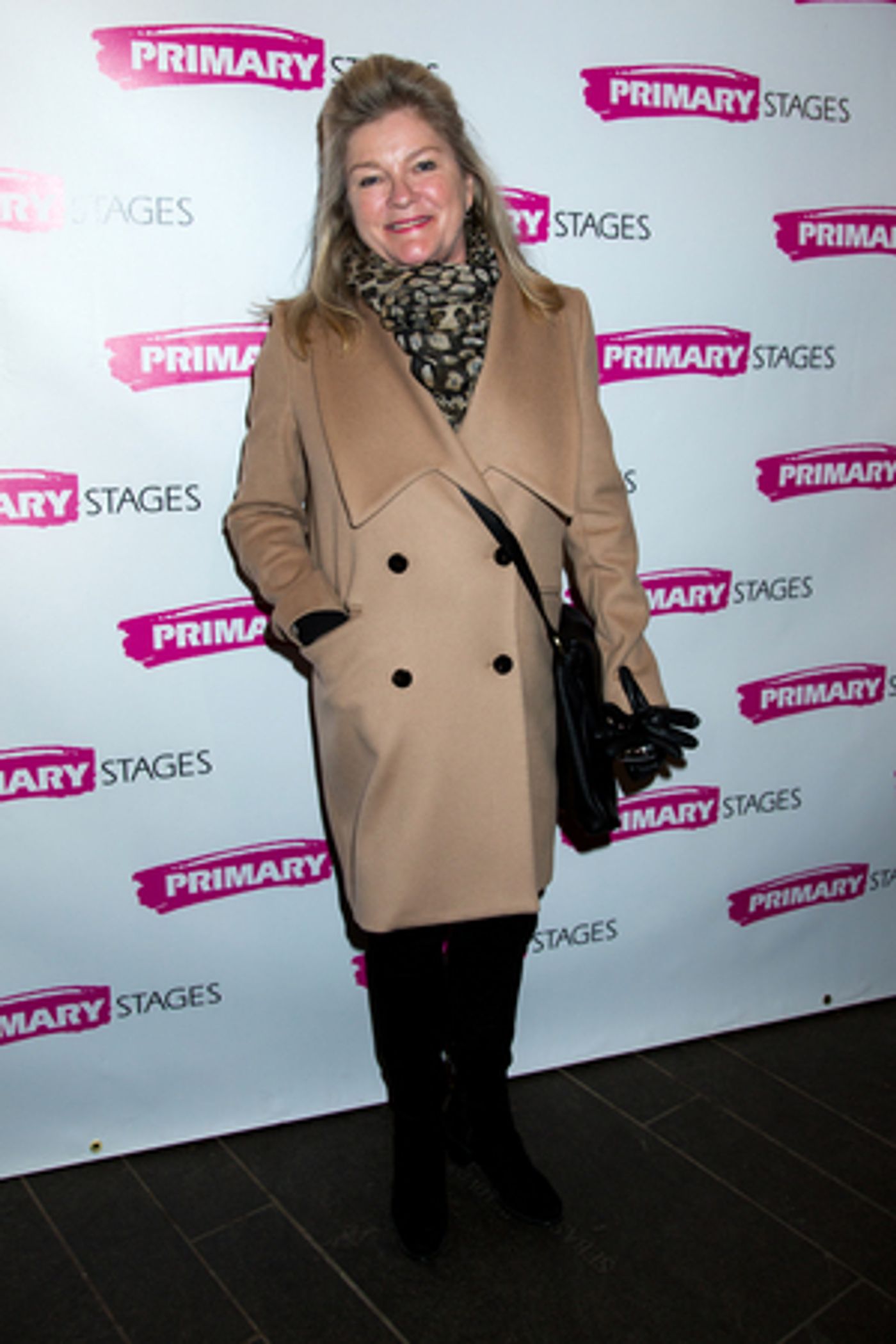 Kate Mulgrew, Molly Ringwald & More Join COLUMBARIUM Short Film  Image