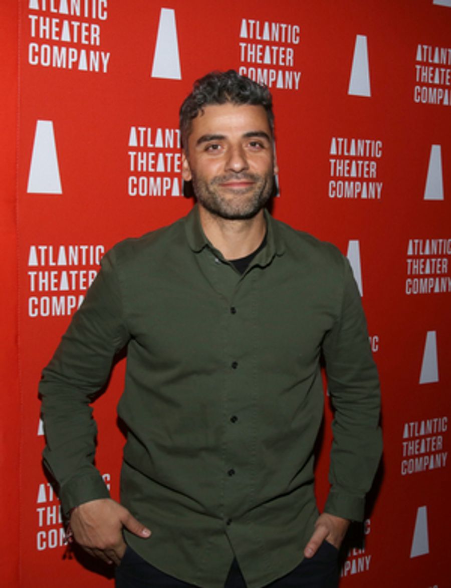 Oscar Isaac, Charli XCX, Zoë Kravitz & More Set For SATURDAY NIGHT LIVE Image