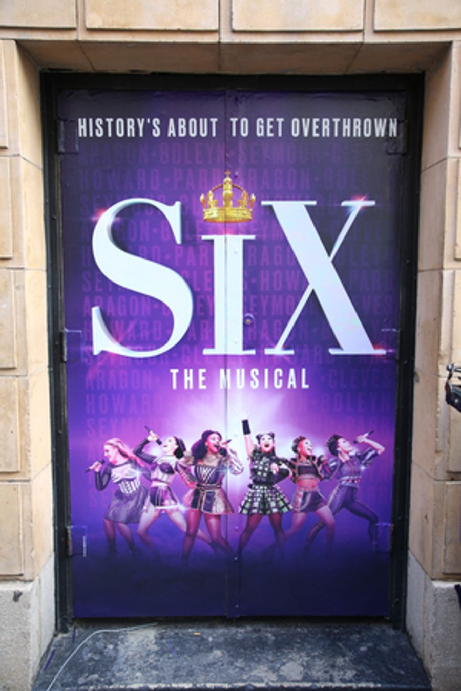 Rule Your World! See SIX at The National Theatre Beginning July 5 Image