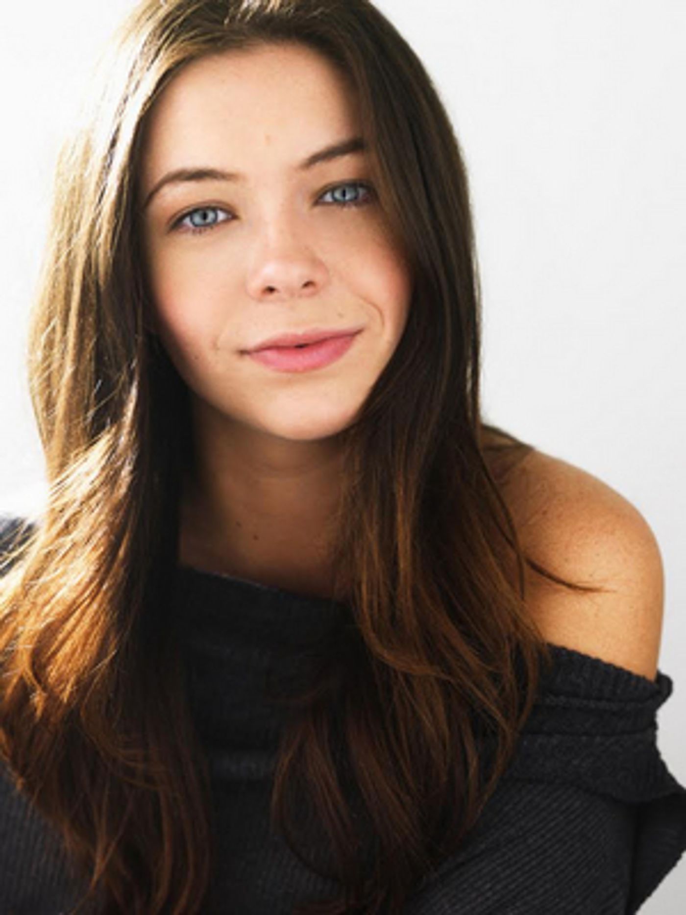 RUDOLPH THE RED-NOSED REINDEER's Ellie Smith Takes Over Our Instagram Today!  Image