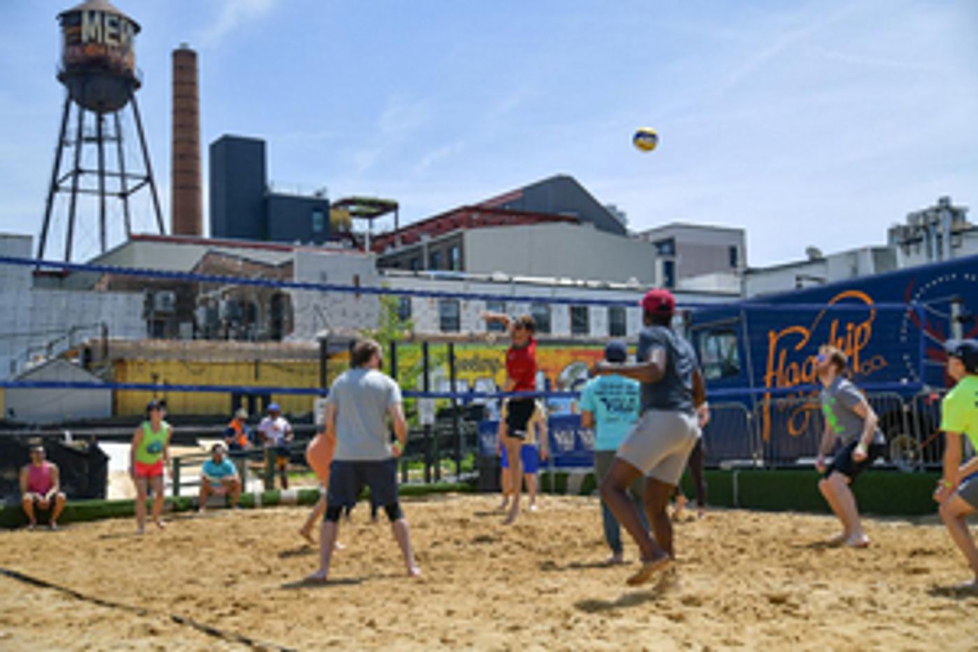 FOX HOSPITALITY GROUP ANNOUNCES BK BACKYARD BAR  Image