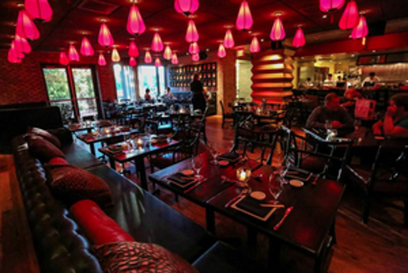 Review: Red Lantern - Asian cuisine served in a funky social setting at Foxwoods Resort Casino  Image