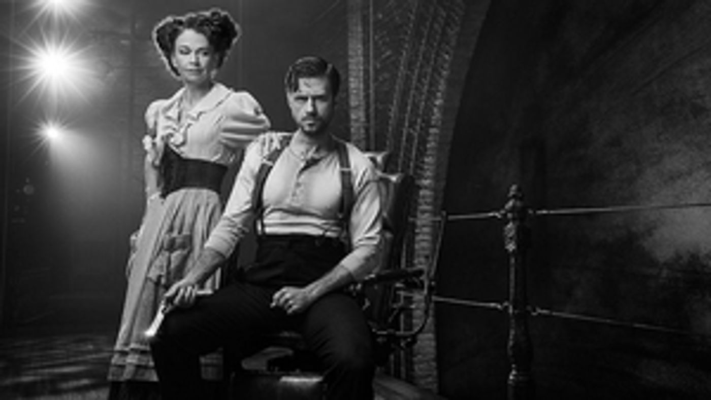 Photo: Get a First Look at Aaron Tveit and Sutton Foster in New Art for SWEENEY TODD  Image