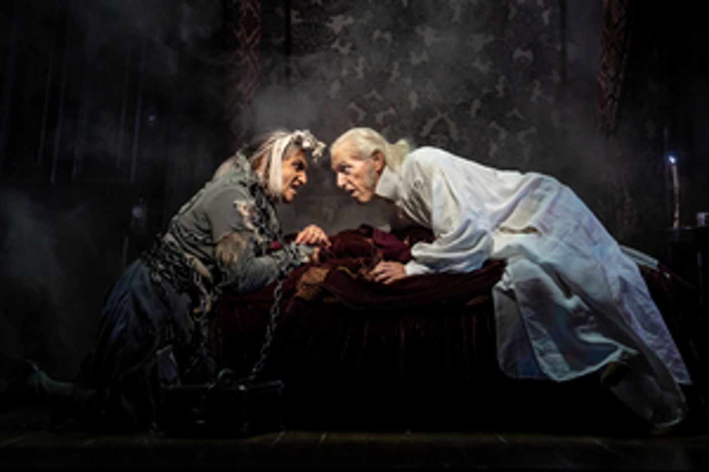 Review: A Sensory Feast of Yuletide Splendor: A CHRISTMAS CAROL at The Goodman Theatre  Image