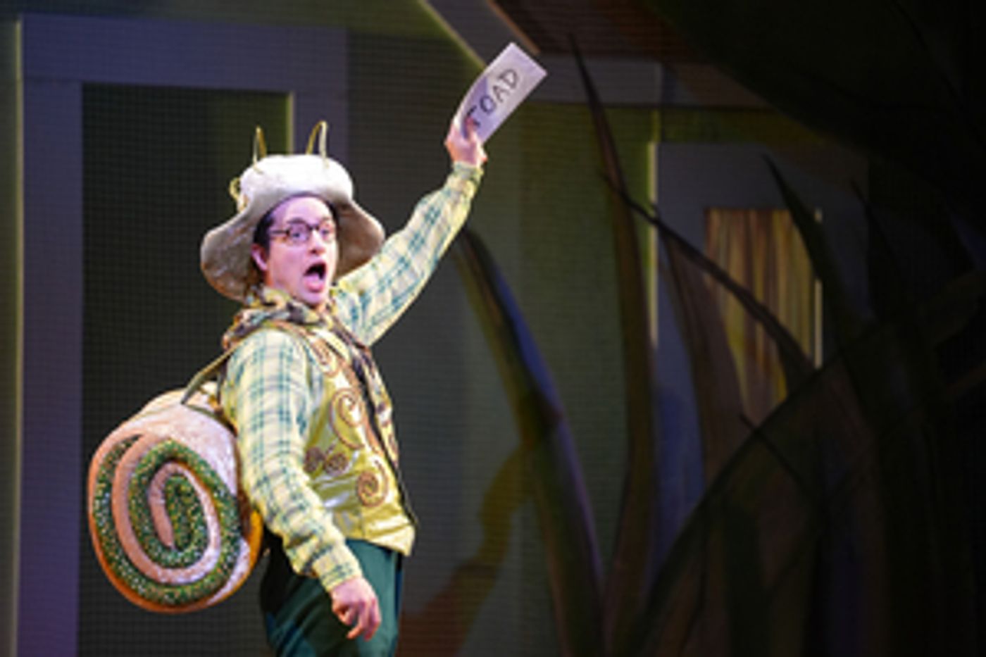 Review: A YEAR WITH FROG AND TOAD at Children's Theatre Company Review: A YEAR WITH FROG AND TOAD at Children's Theatre Company Image