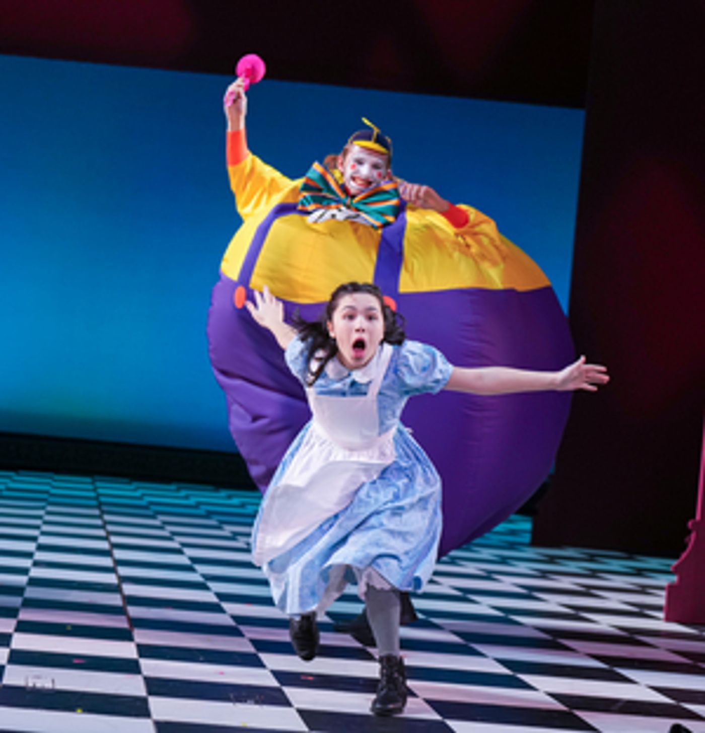 Review: ALICE IN WONDERLAND at Children's Theatre Company  Image
