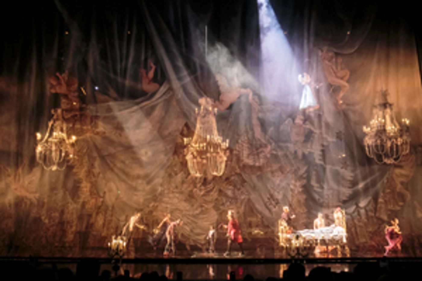 Review: CIRQUE DU SOLEIL CORTEO at Xcel Energy Center  Image