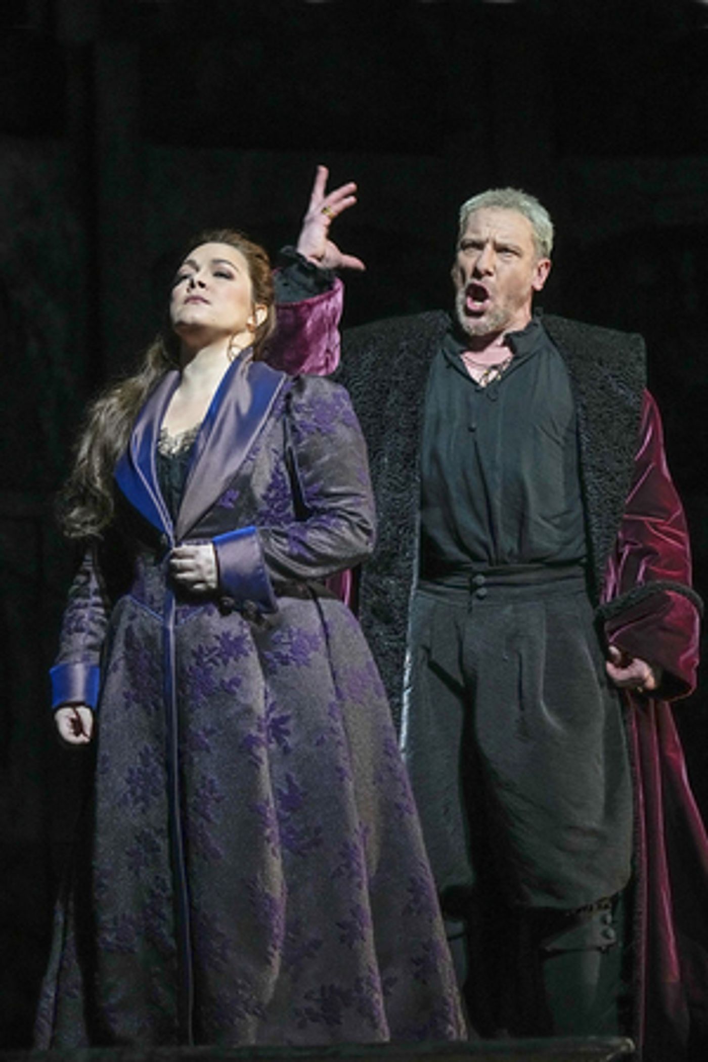 Review: DON CARLO Returns to the Met, This Time in Italian  Image