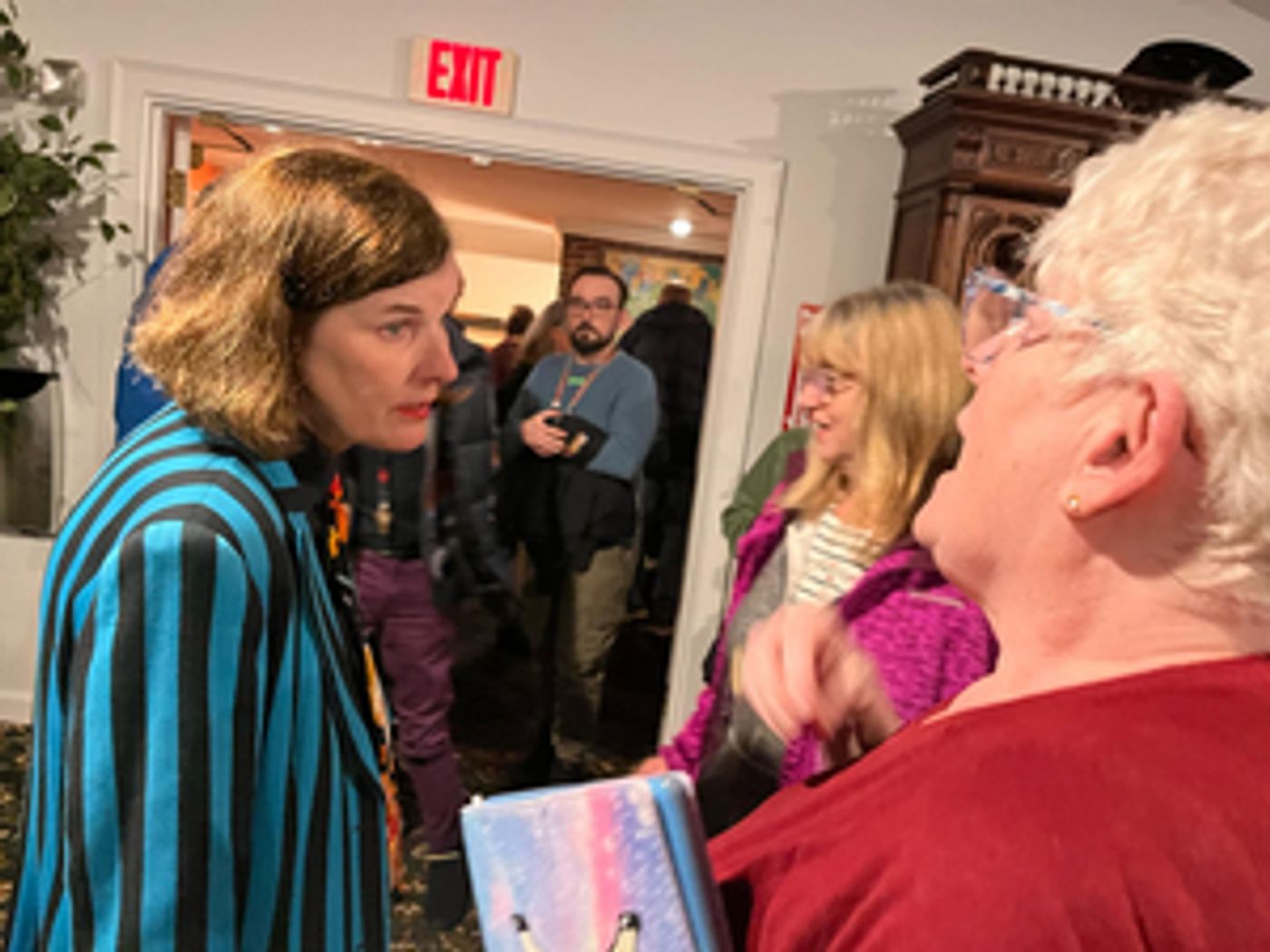 Review: PAULA POUNDSTONE at Jonathan's Review: PAULA POUNDSTONE at Jonathan's Image