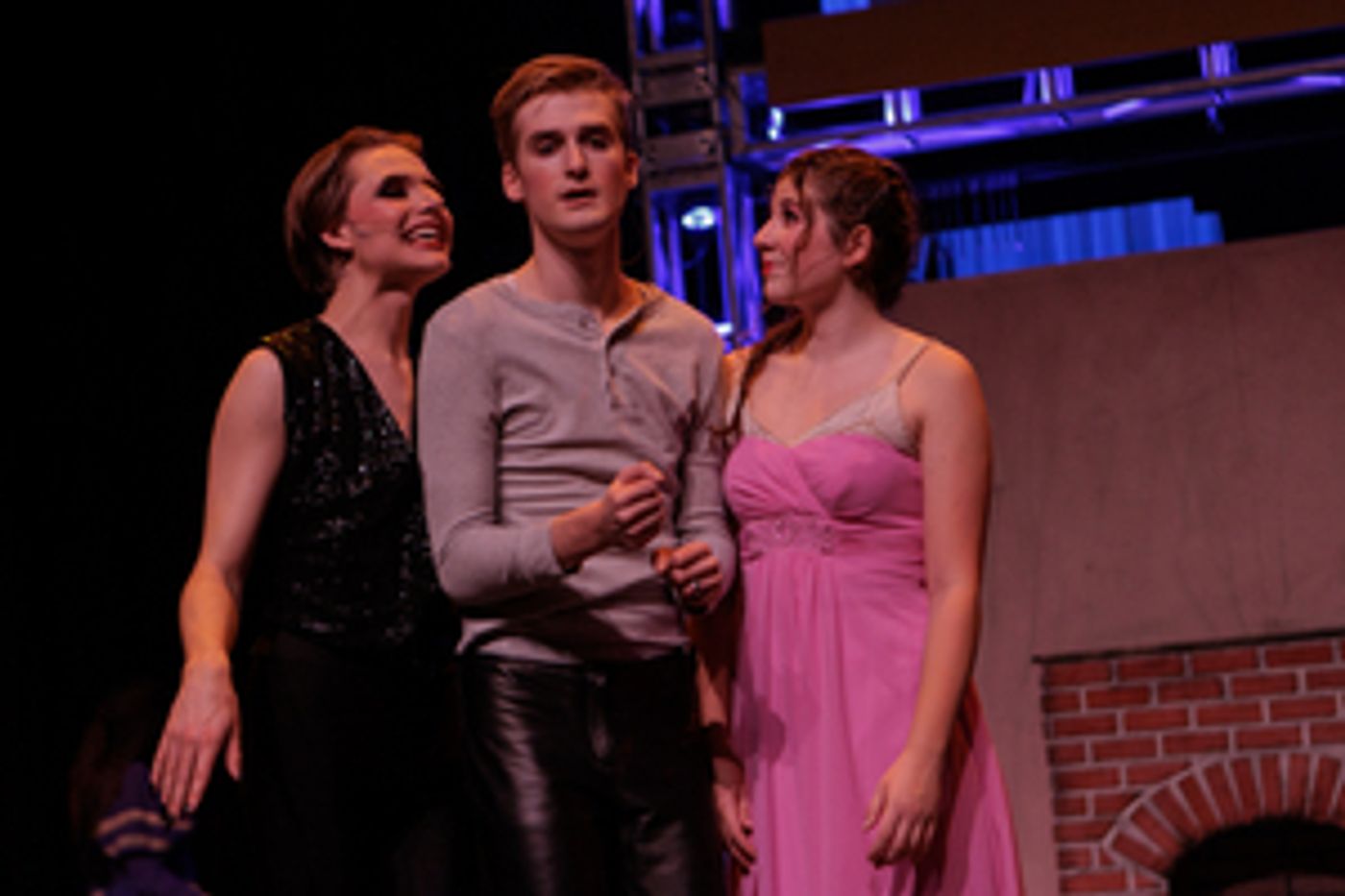 Review: PIPPIN at West Fargo High Theatre  Image