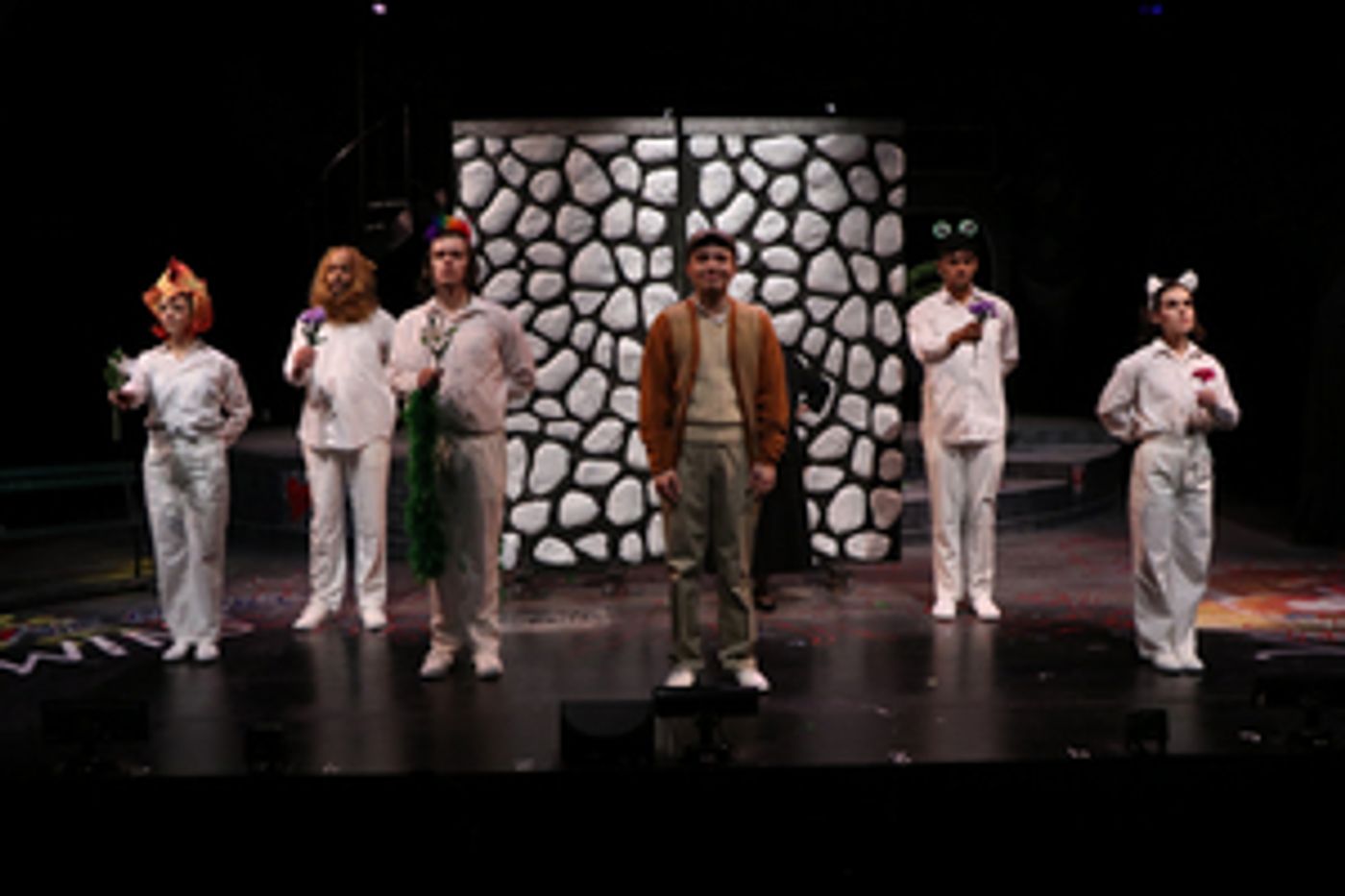 Review: Porchlight Revisits THE APPLE TREE  Image