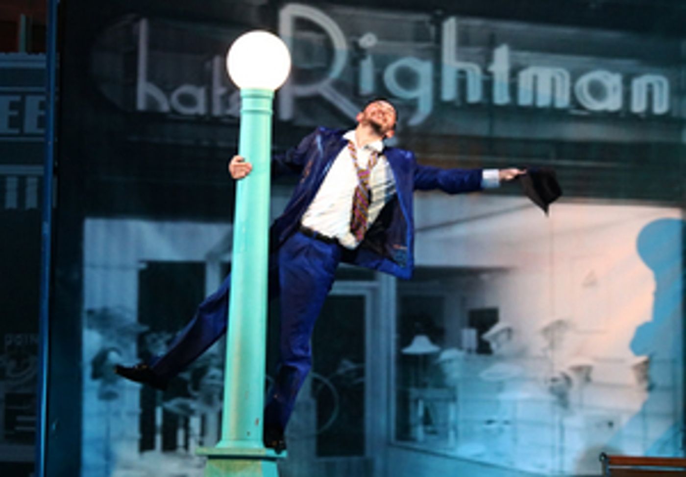 Review: SINGIN' IN THE RAIN at Trollwood Performing Arts School  Image