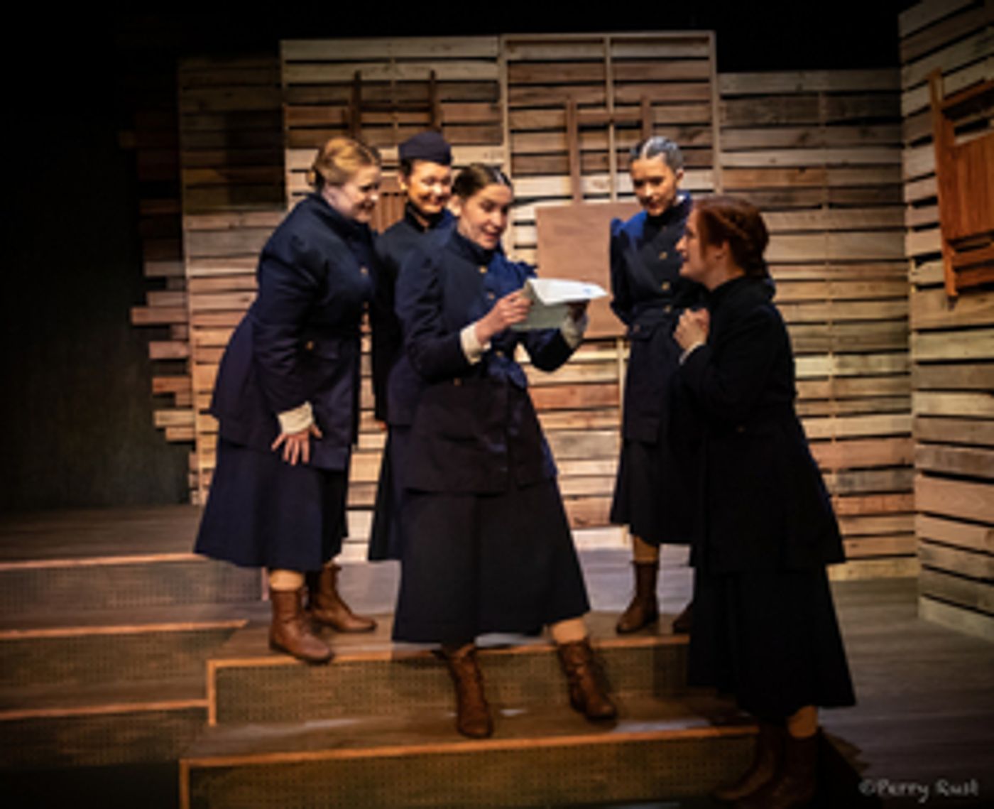 Review: THE HELLO GIRLS at FMCT / The Hjemkomst Center  Image