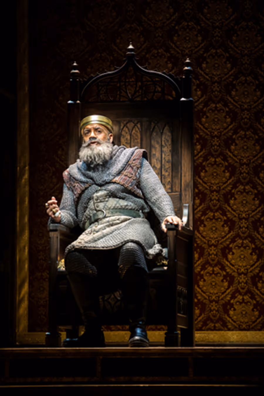 Review: THE HISTORY PLAYS: RICHARD II, HENRY IV, AND HENRY V at Guthrie Theater Image