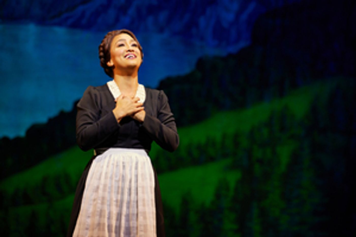 Review: THE SOUND OF MUSIC at Paper Mill Playhouse Charms Audiences with a Magnificent Production  Image