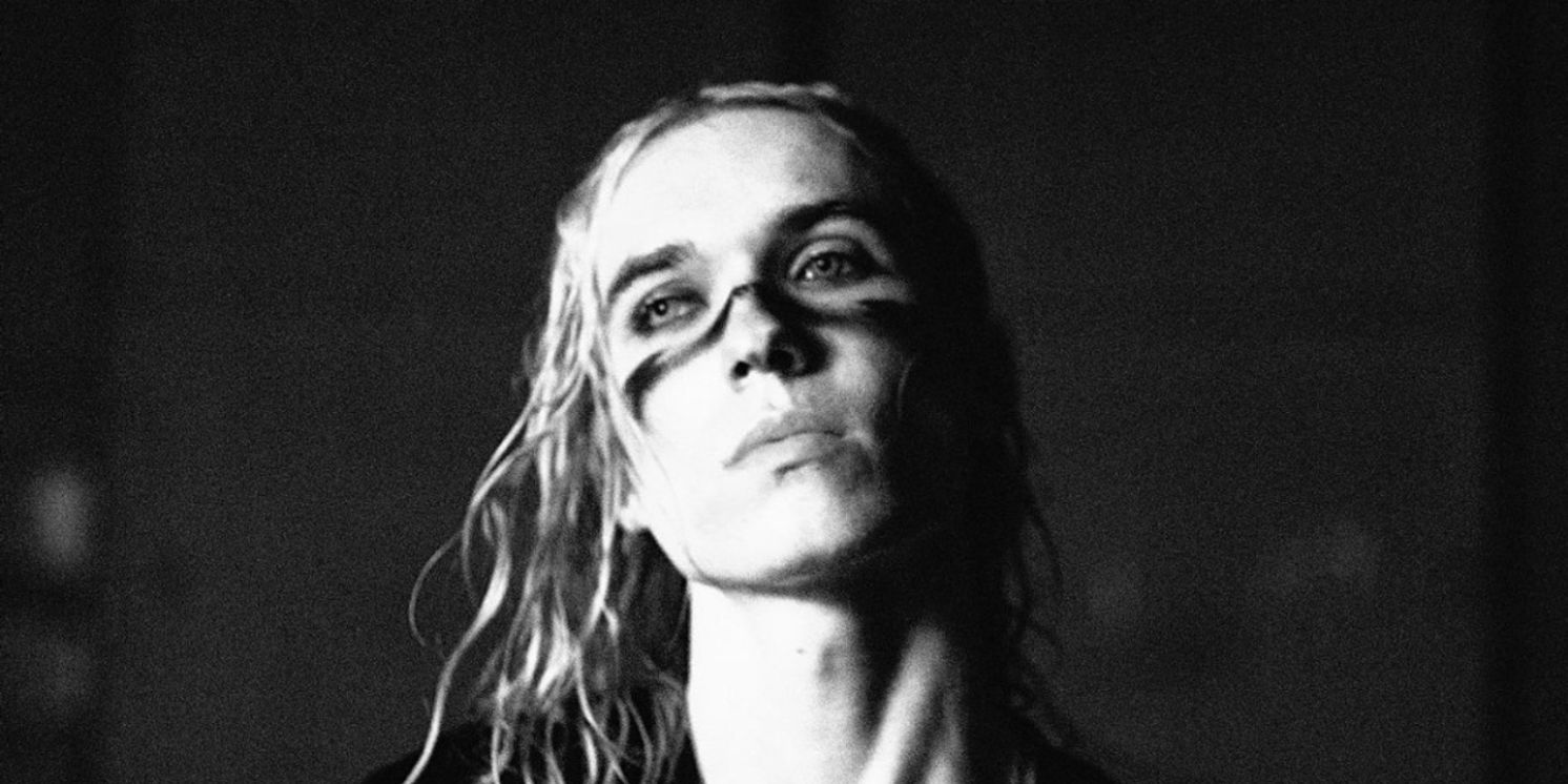 2hollis Unveils Expansive 24-Show North American Tour Starting This Fall  Image