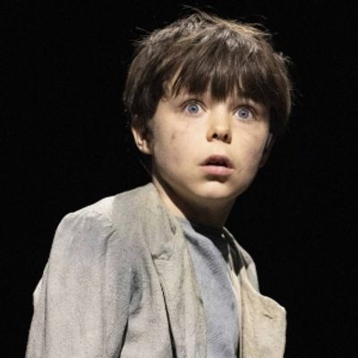 Photos: First Look At OLIVER! at Leeds Playhouse
