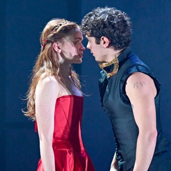 Photos: Sadie Sink and Noah Jupe in ROMEO & JULIET Photo