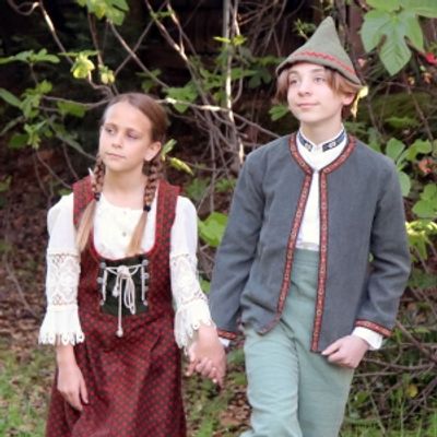 Photos: HANSEL AND GRETEL at Sutter Street Theatre