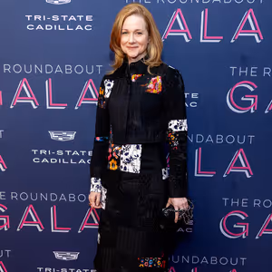 Laura Linney to be Honored at Sing For Hope Pianos 25th Anniversary