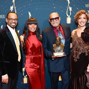 Photos: Angela Bassett Honors Laurence Fishburne, Winners Celebrated at 2026 Voice…