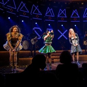 Woman Uses SIX THE MUSICAL Song to 'Calm Down' During C-Section