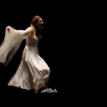 AMORI RUBATI Comes to Teatro della Pergola