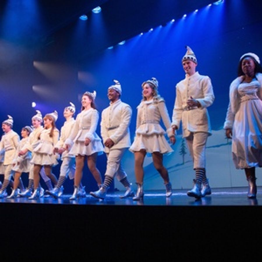 Wake Up With BroadwayWorld November 8, 2025- THE QUEEN OF VERSAILLES First Look and More Image