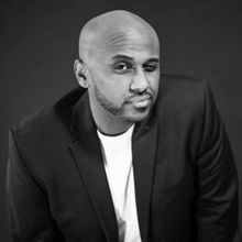 Joseph Vecsey's Stand-Up Series Returns to Bay Street Theater