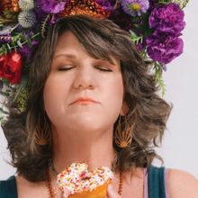 Stacie Burrows Will Bring LAUGHABLE to Hollywood Fringe This June