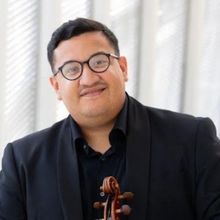Violista De La Orquesta Sinfónica De Dallas Impartirá Clase Magistral Virtual En El