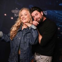 Photos: On The Red Carpet At Opening Night Of THE GRINNING MAN
