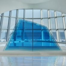 Milwaukee Art Museum's 'Winter Series' Launches With Larry Bell's ICEBERG