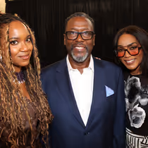 Photos: THE WHOOPI MONOLOGUES Welcomes Angela Bassett, Ayo Edebiri, Sara Bareilles and More on Opening Night