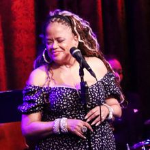 Photos: Natalie Douglas Celebrates Linda Ronstadt At Birdland