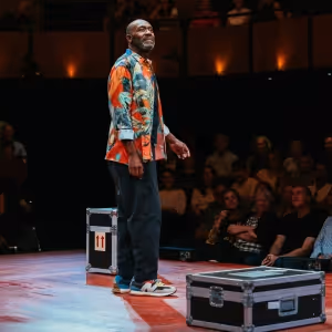 Photos: Lenny Henry in EVERY BRILLIANT THING @sohoplace