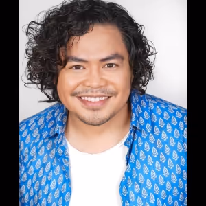 Red Concepción Joins CHICAGO as 'Amos Hart' Next Week