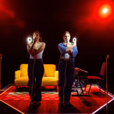 Photos: The Gilbert Twins in UNDER THE INFLUENCE at the King's Head Theatre