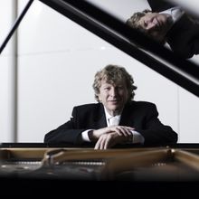 Piers Lane AO Performs in Free Pop-up Concert at QVB Next Week