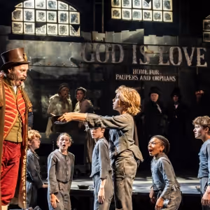 Presale Tickets Available for OLIVER! at the Gielgud Theatre