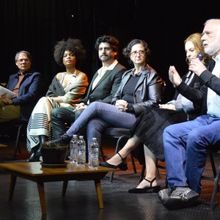 Un Poema En Voces De Personajes Desgarrados En La Puesta En Escena La Niña En El Alt