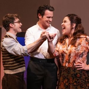 Photos: First Look at Daniel Radcliffe, Jonathan Groff, Lindsay Mendez & More in…