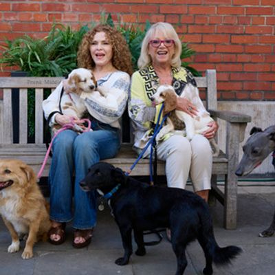 Photos: Dame Elaine Paige and Bernadette Peters Host WEST END WOOFS 2026